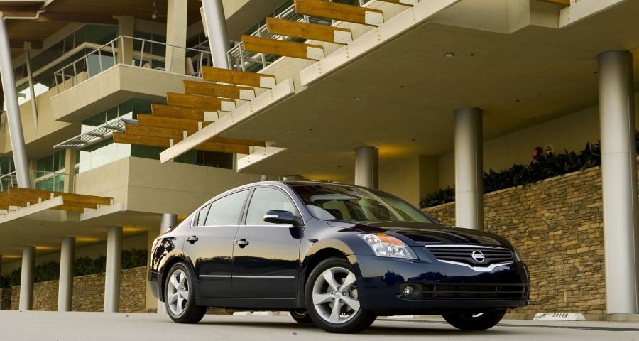  Nissan Altima V6 2007 года  (фото 2 из 37)